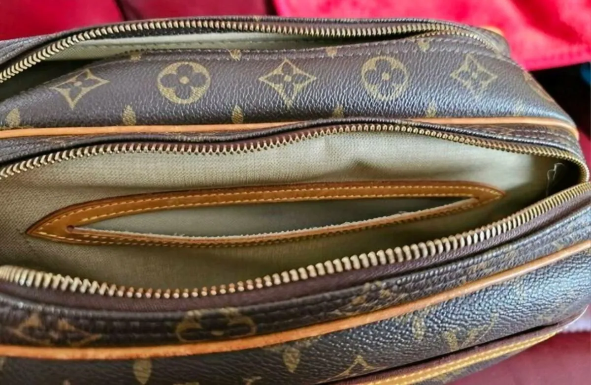 Louis Vuitton Report bag (very good condition) - Image 2