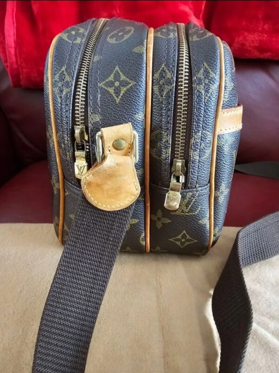 Louis Vuitton Report bag (very good condition) - Image 3
