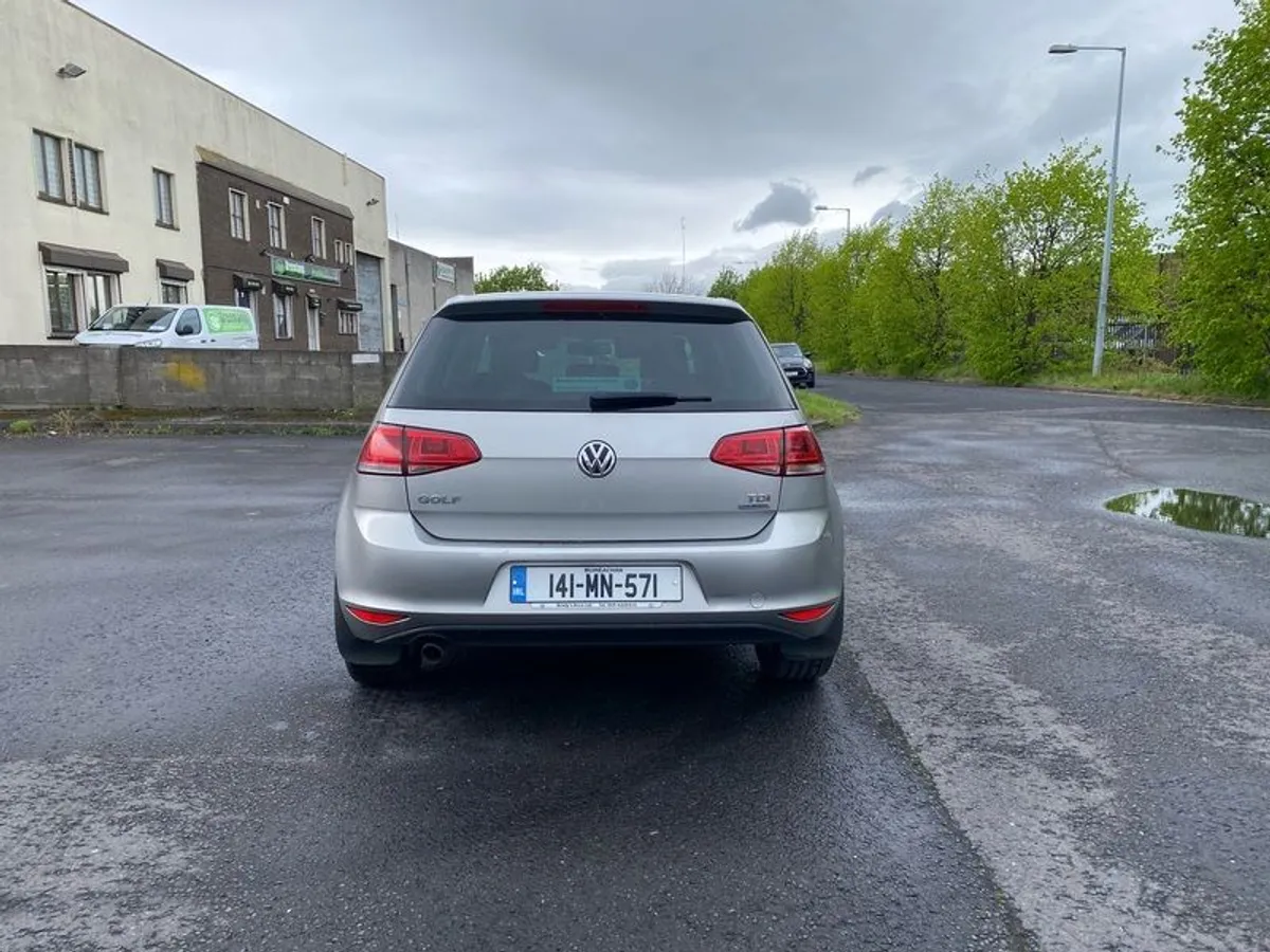 2014 Volkswagen Golf - Image 3