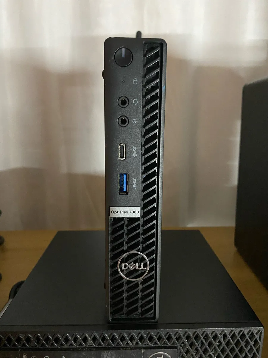 Dell pc i5 32gb 256 plus 1 TB win 11 - Image 1