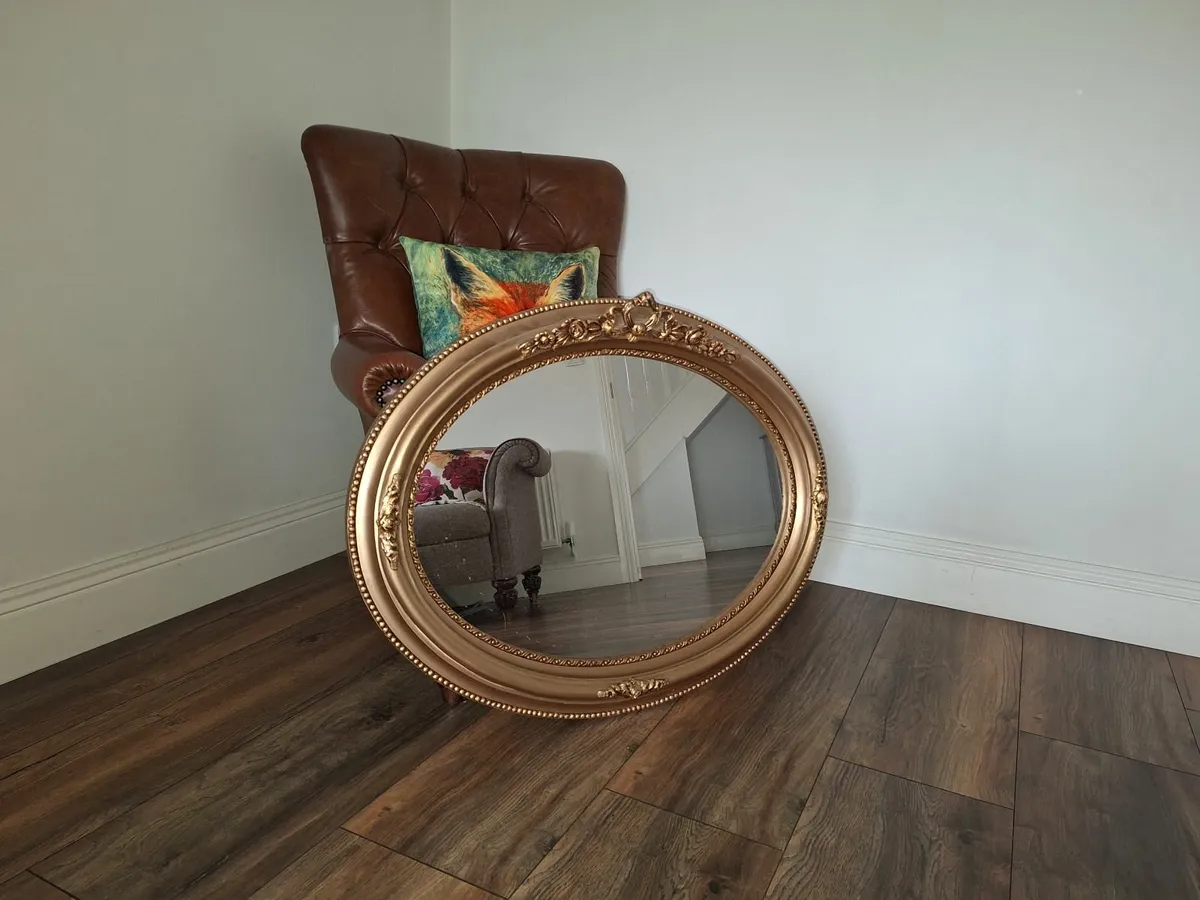 Beautiful antique oval gold gilted mirror - Image 1