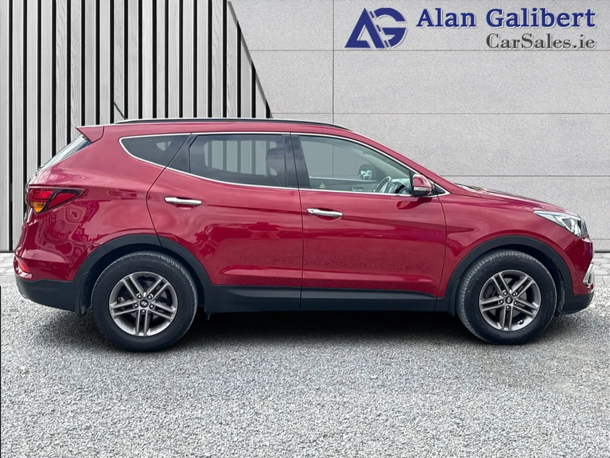 Hyundai Santa Fe 7 Seater 2.2 Diesel EXECUTIVE 4WD - Image 3