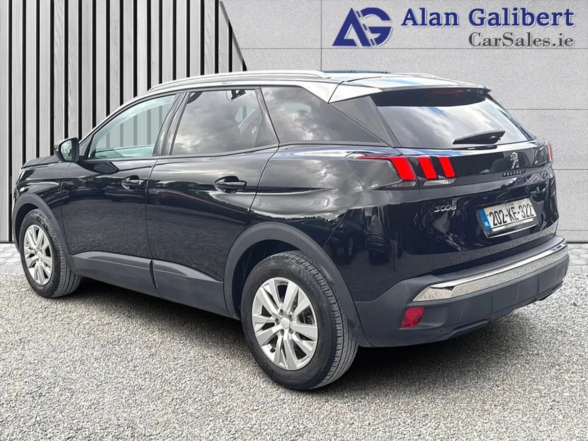 Peugeot 3008 ACTIVE 1.2 Petrol €105 PW LOW  Mileag - Image 2