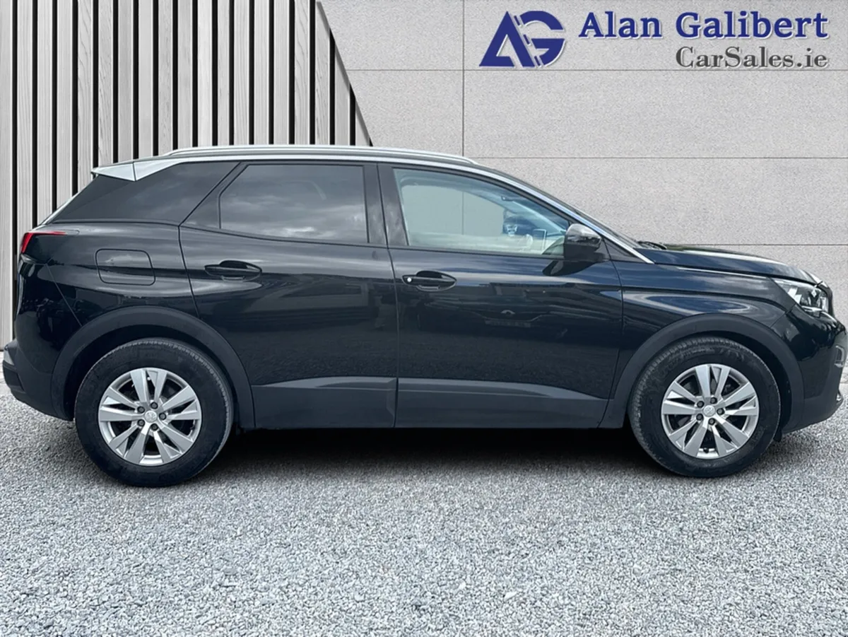 Peugeot 3008 ACTIVE 1.2 Petrol €105 PW LOW  Mileag - Image 3