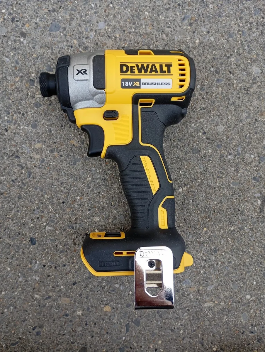 DeWalt dcf887 Set(New) - Image 4