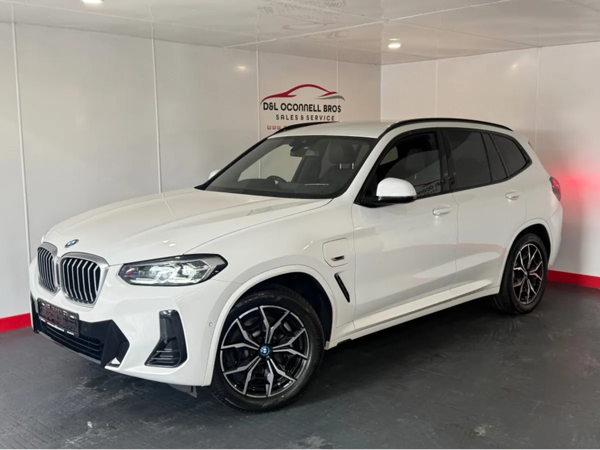 BMW X3 XDRIVE30E M SPORT AUTO - Image 2