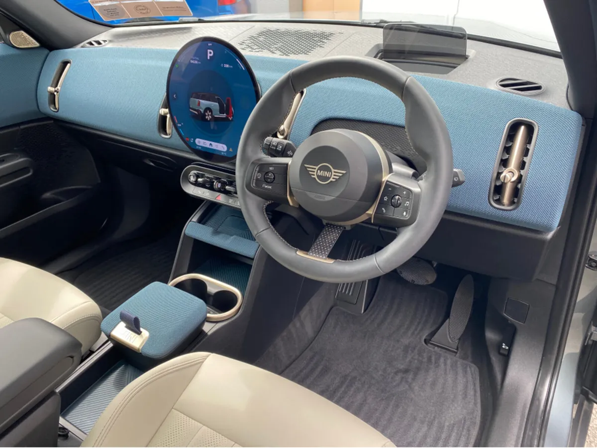 Mini Countryman LEVEL 2 1.5P AUTO - Image 2