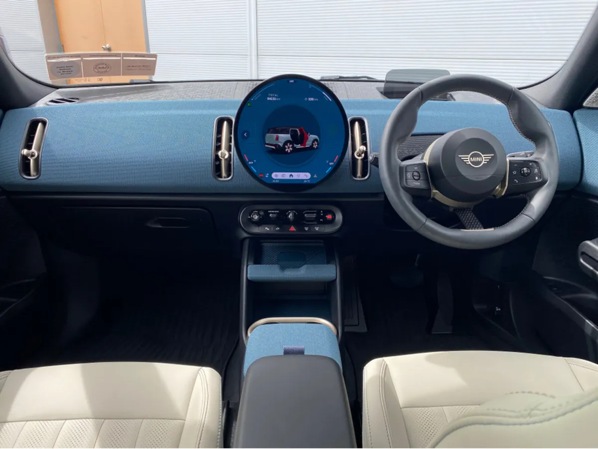 Mini Countryman LEVEL 2 1.5P AUTO - Image 3