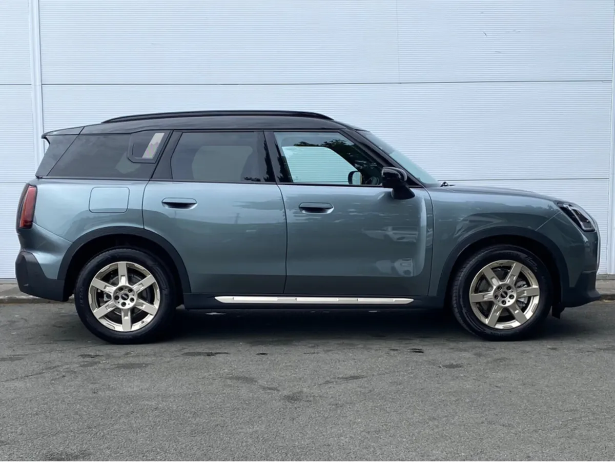 Mini Countryman LEVEL 2 1.5P AUTO - Image 4