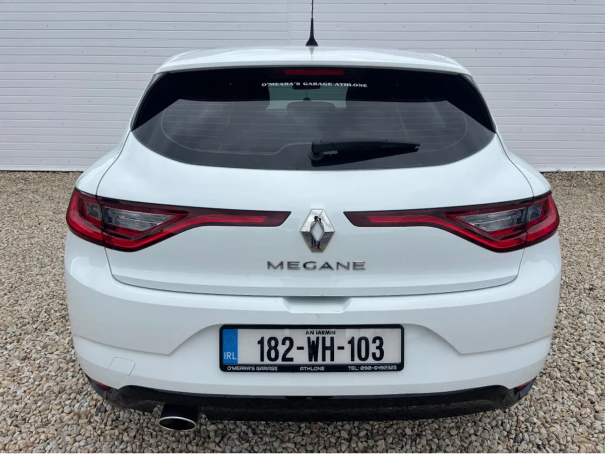 Renault Megane DYNAMIQUE NAV DCI 110 4DR - Image 4