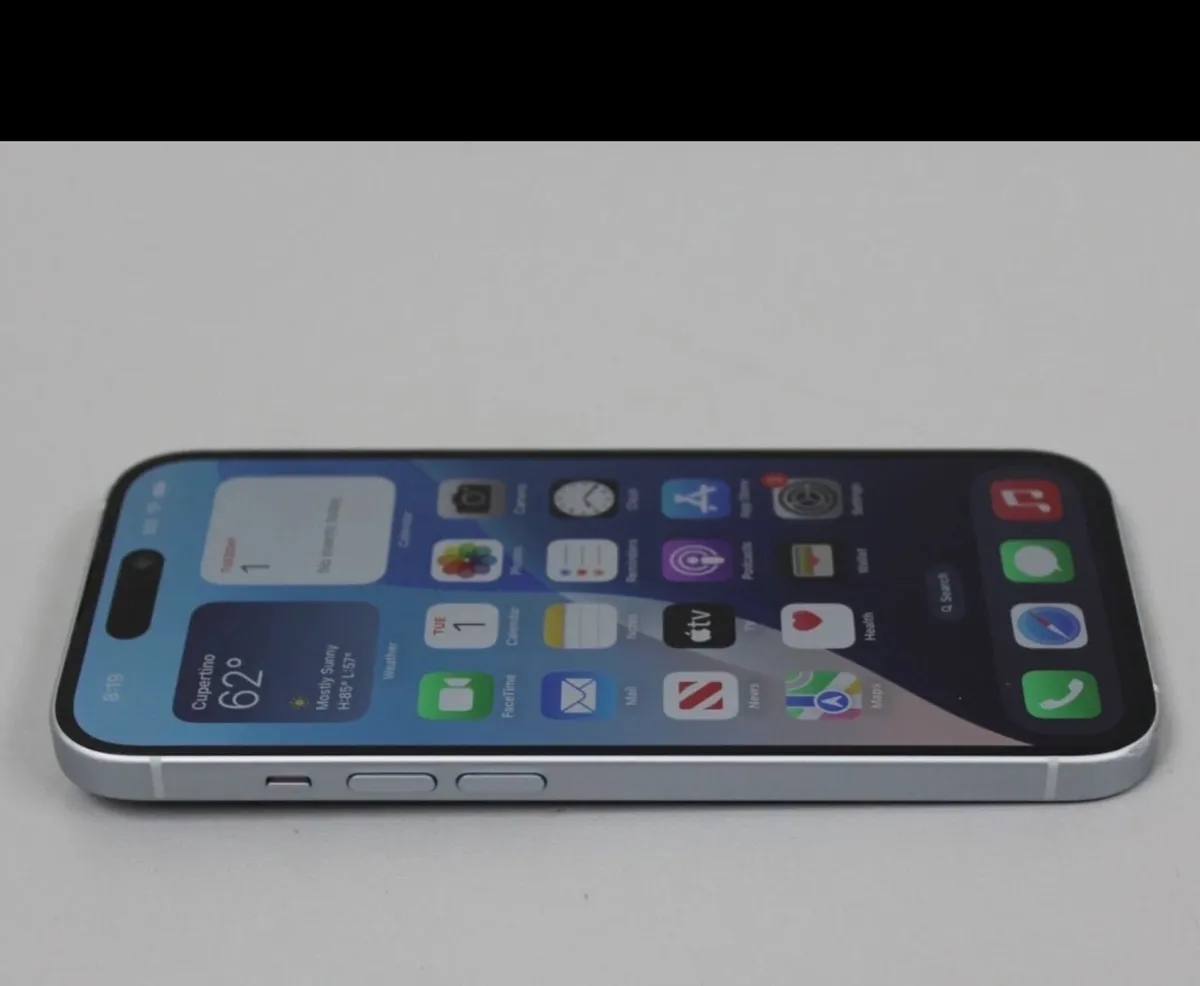 iPhone 15 128Gb Blue unlocked - Image 3