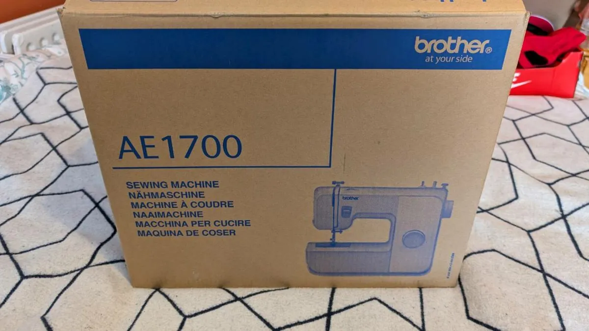 Brother AE1700 Sewing machine new - Image 1