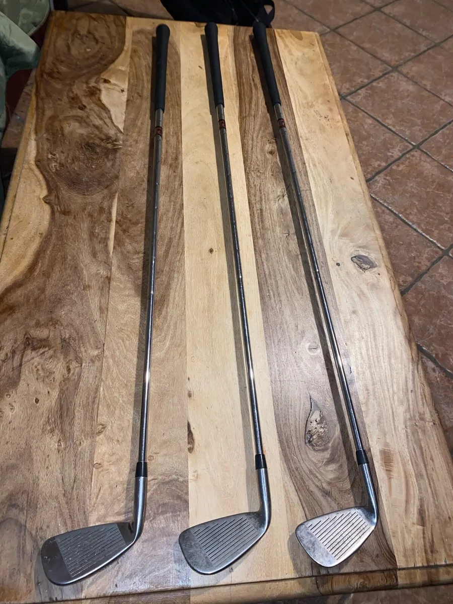 Full used right handed golf set with bag - Image 4