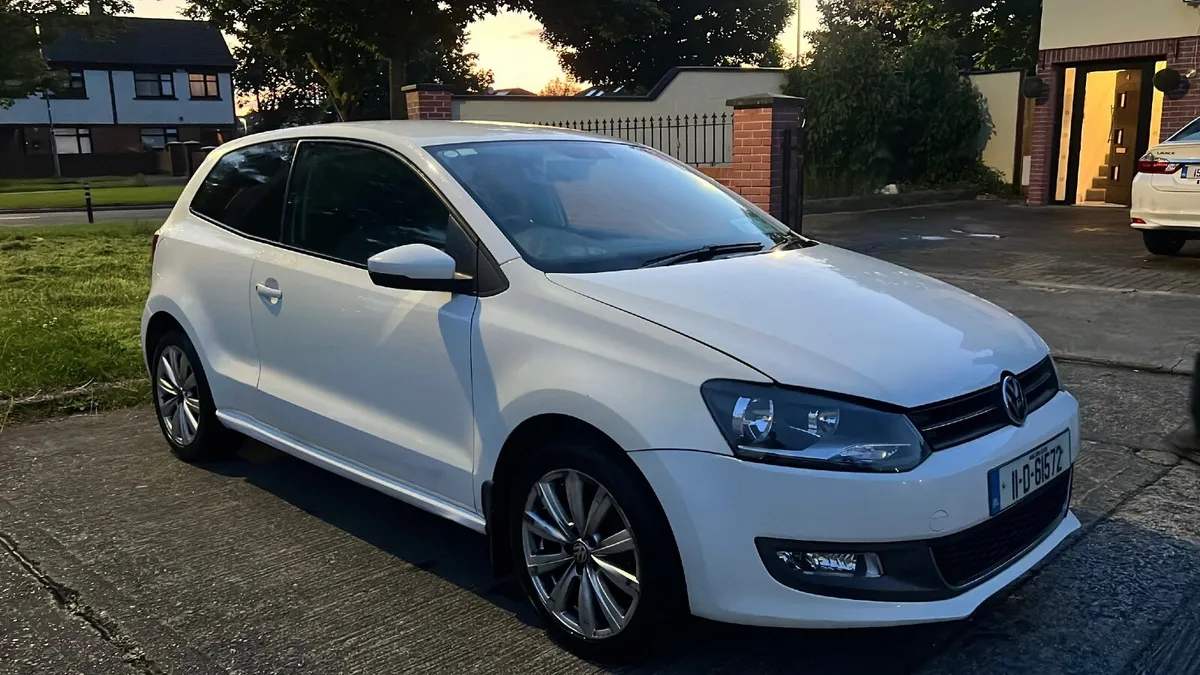 Volkswagen Polo 2011 1.2L with CarPlay Screen - Image 3