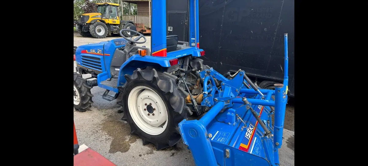 **ISEKI TF21F Compact Tractor and Rotovator** - Image 4