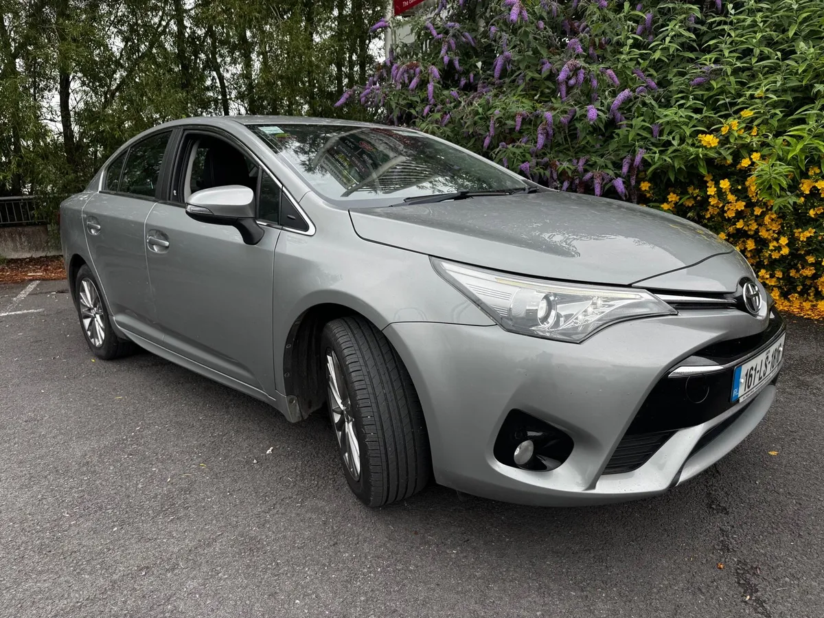 Toyota avensis 2.0 diesel - Image 3