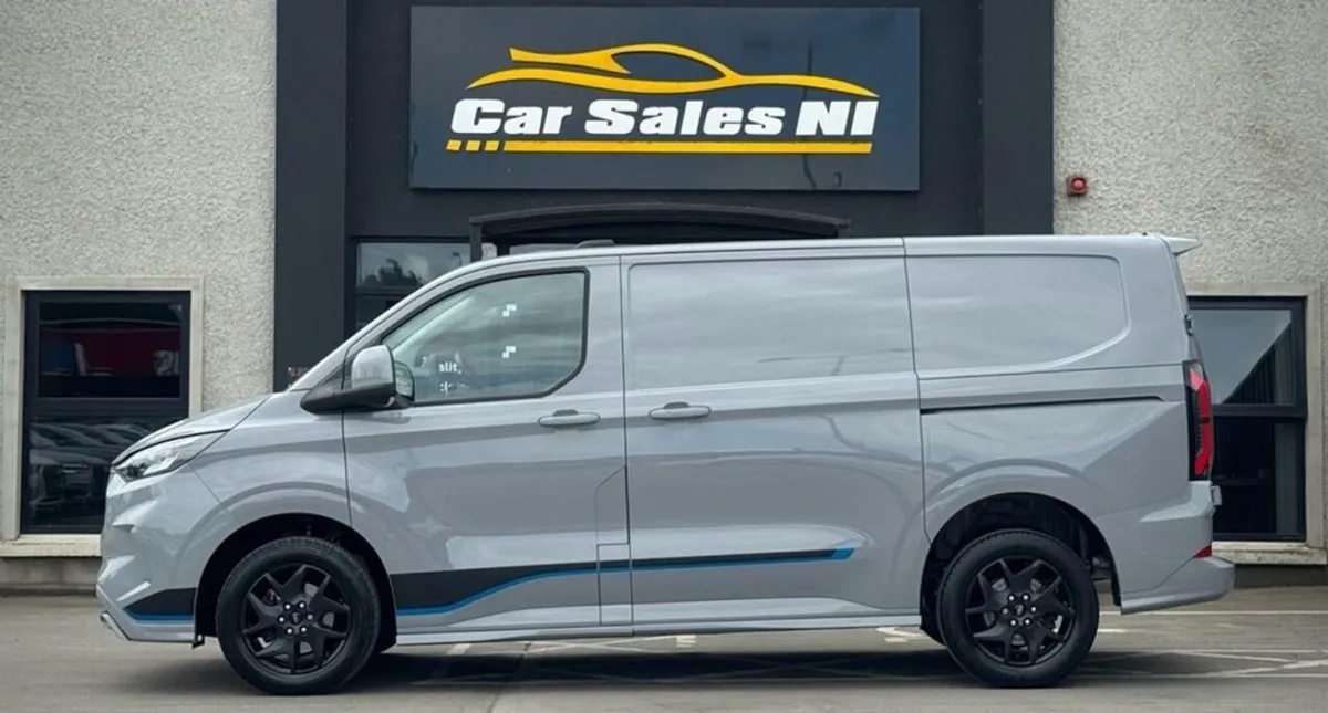Ford Transit Custom 2.0 300 Ecoblue Sport Panel V - Image 3
