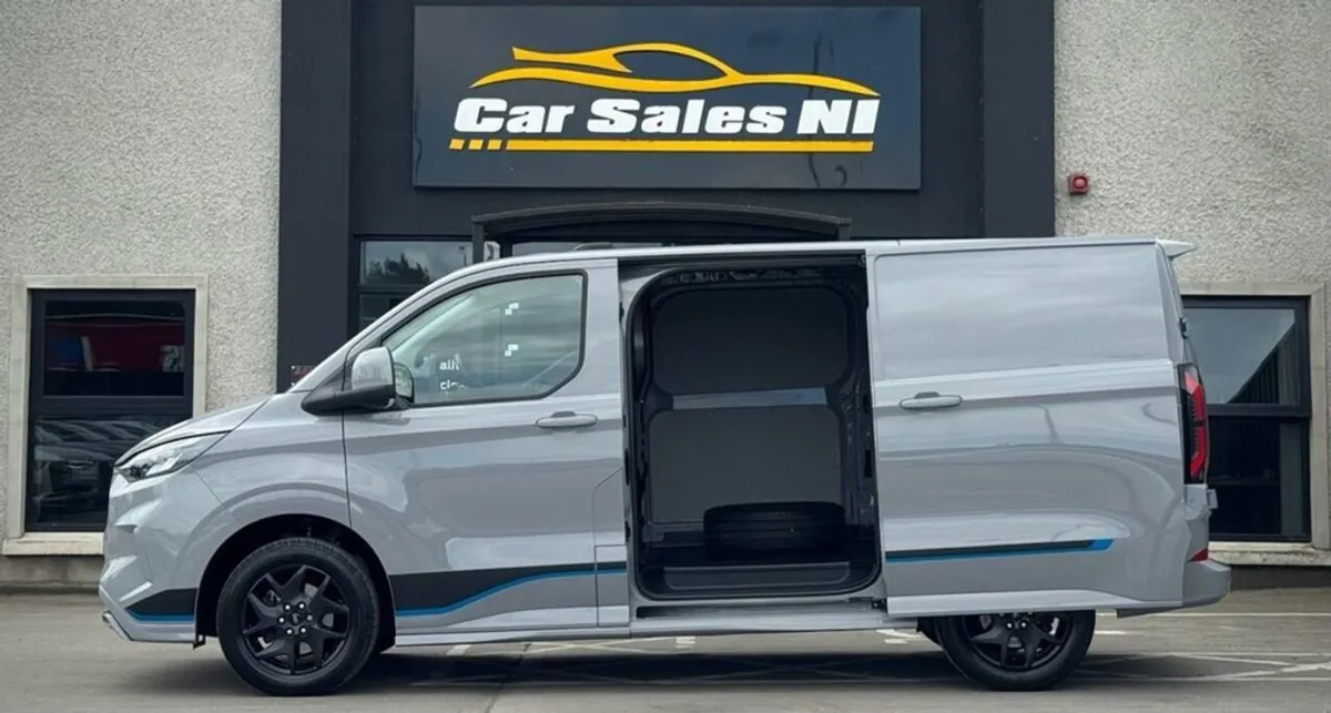 Ford Transit Custom 2.0 300 Ecoblue Sport Panel V - Image 4