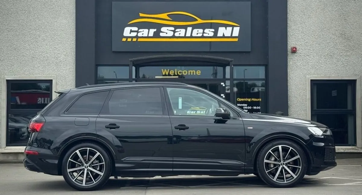 Audi Q7 3.0 TDI V6 50 Black Edition SUV 5dr Diese - Image 3