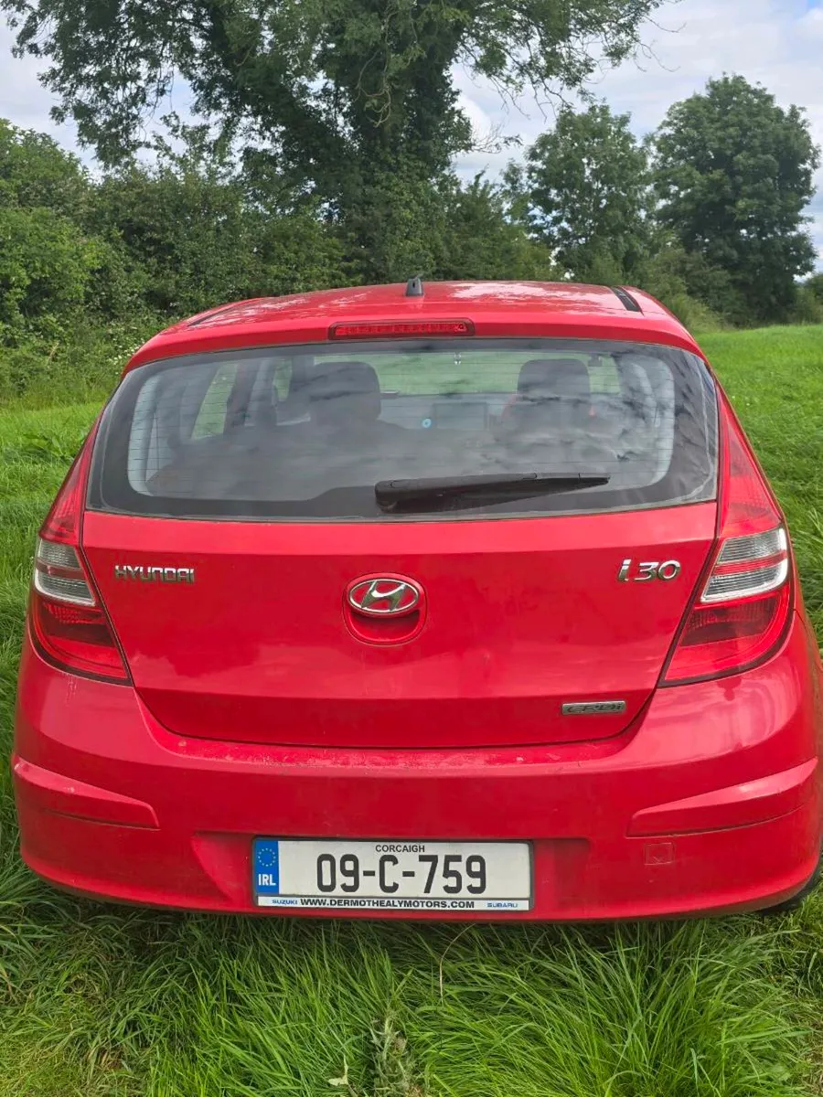 HYUNDAI I30 - Image 4
