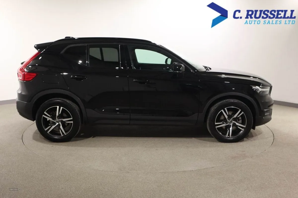 Volvo XC40 Estate - Image 4