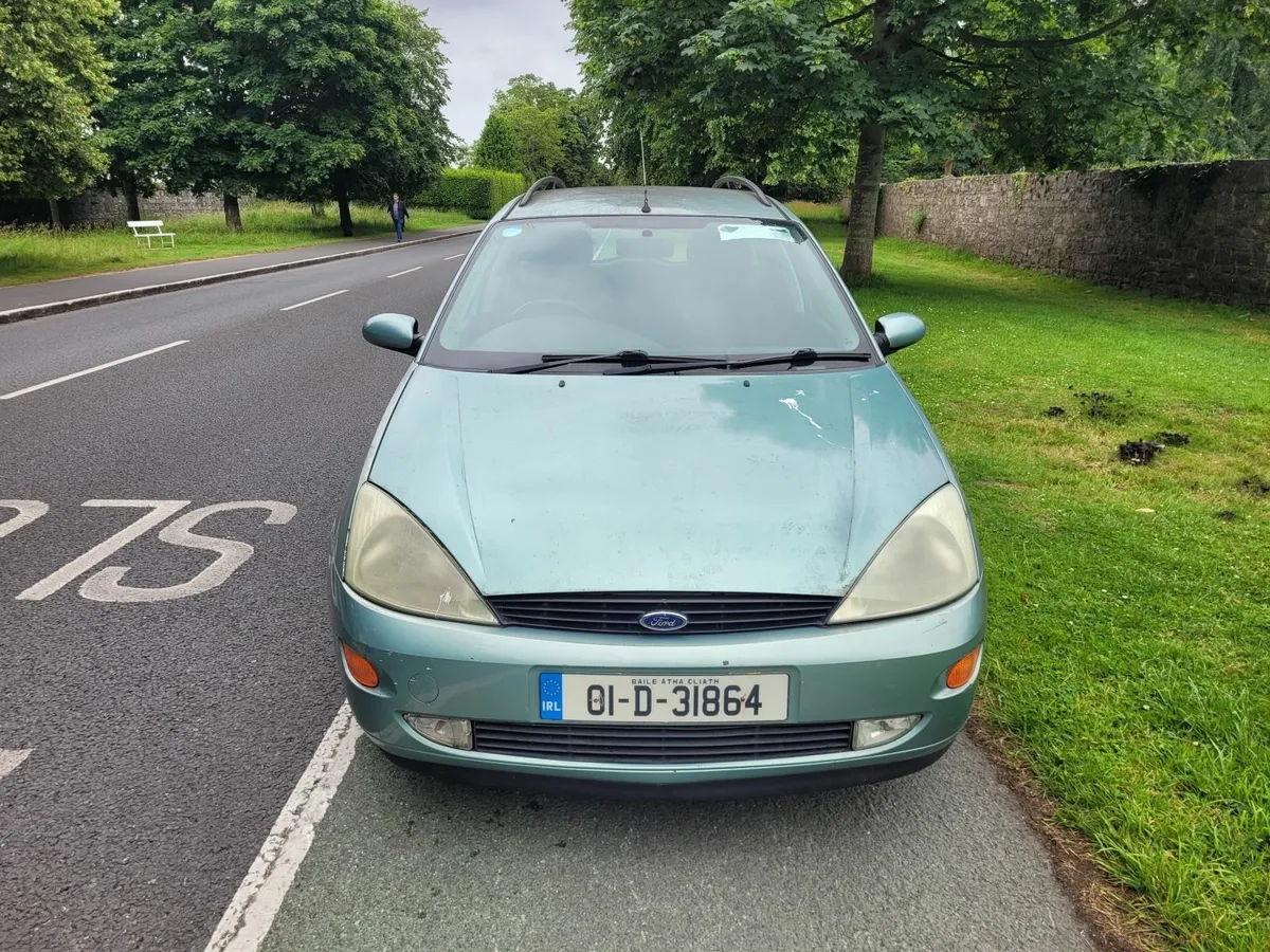 Ford Focus 2001 - Image 3