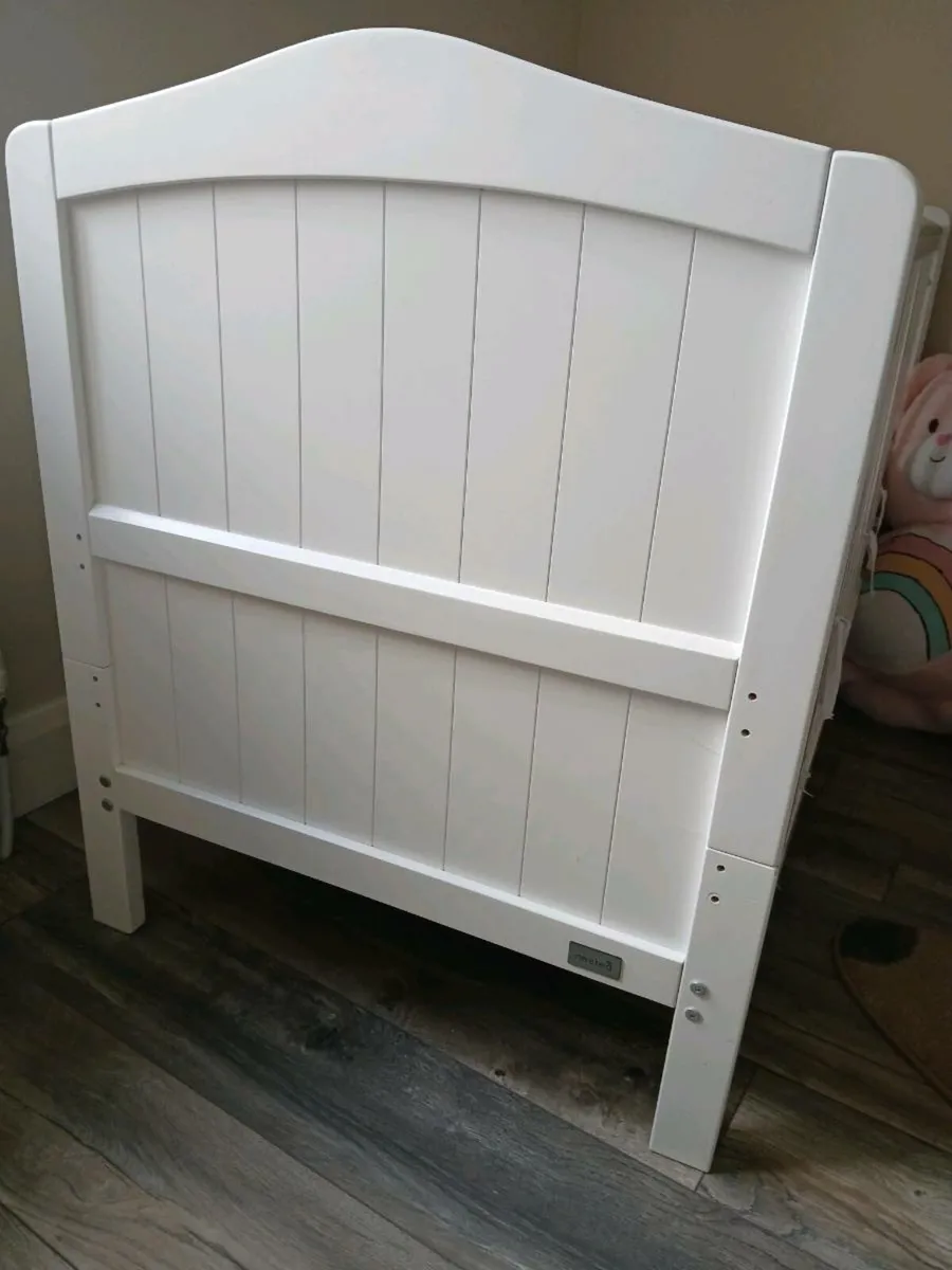 Cot bed - Image 4