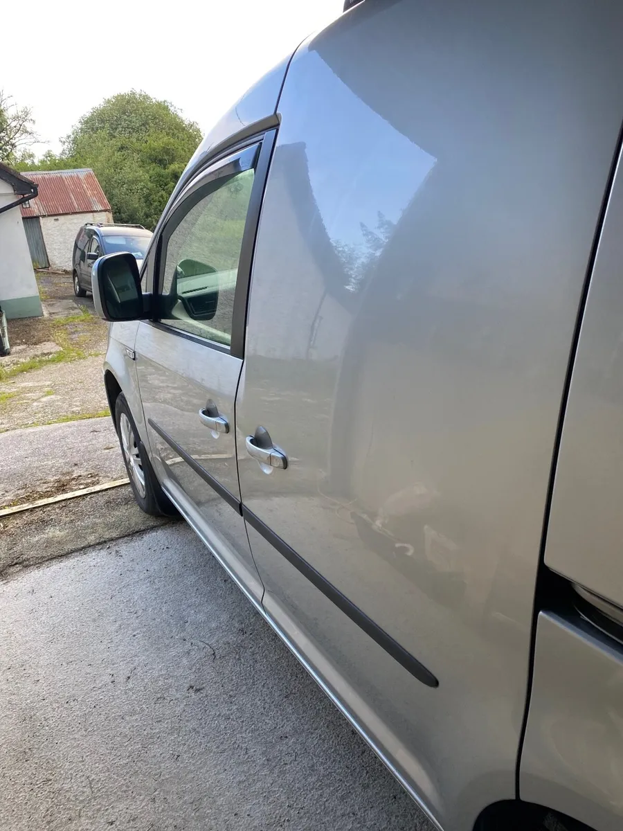 Volkswagen Caddy 2019 - Image 2