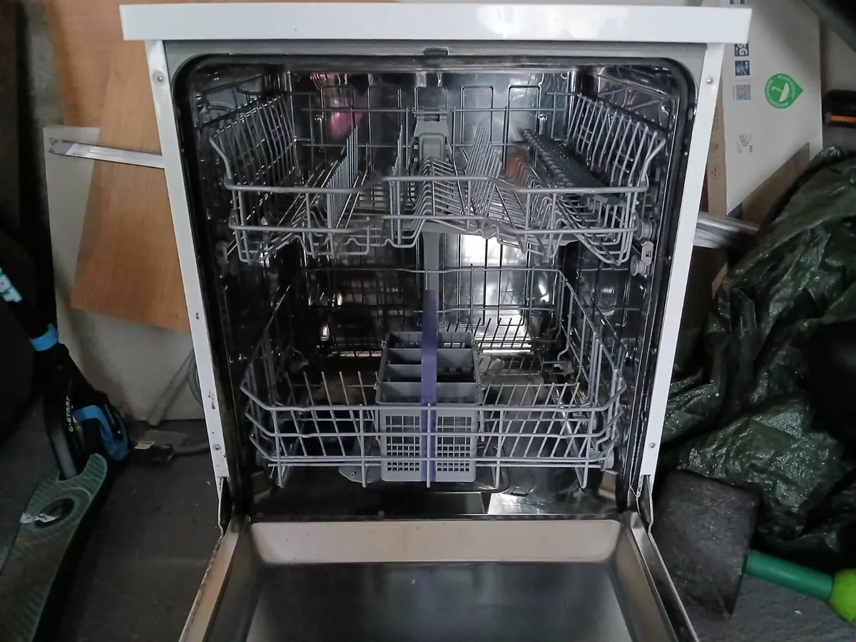 Beko dishwasher - Image 1