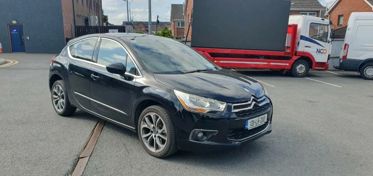 Citroën Ds 4 2.0D 2013 - Image 1