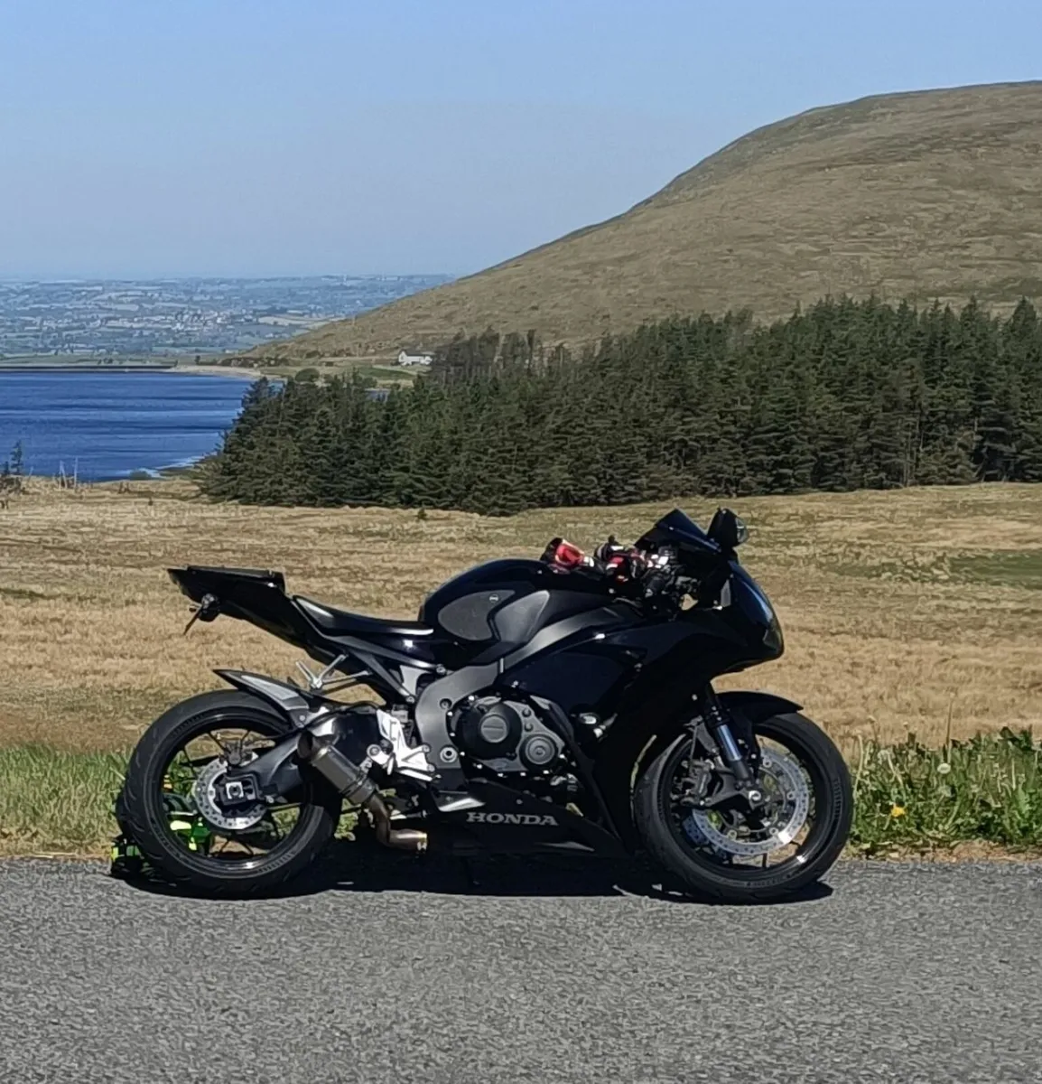 Honda CBR 2016 - Image 2