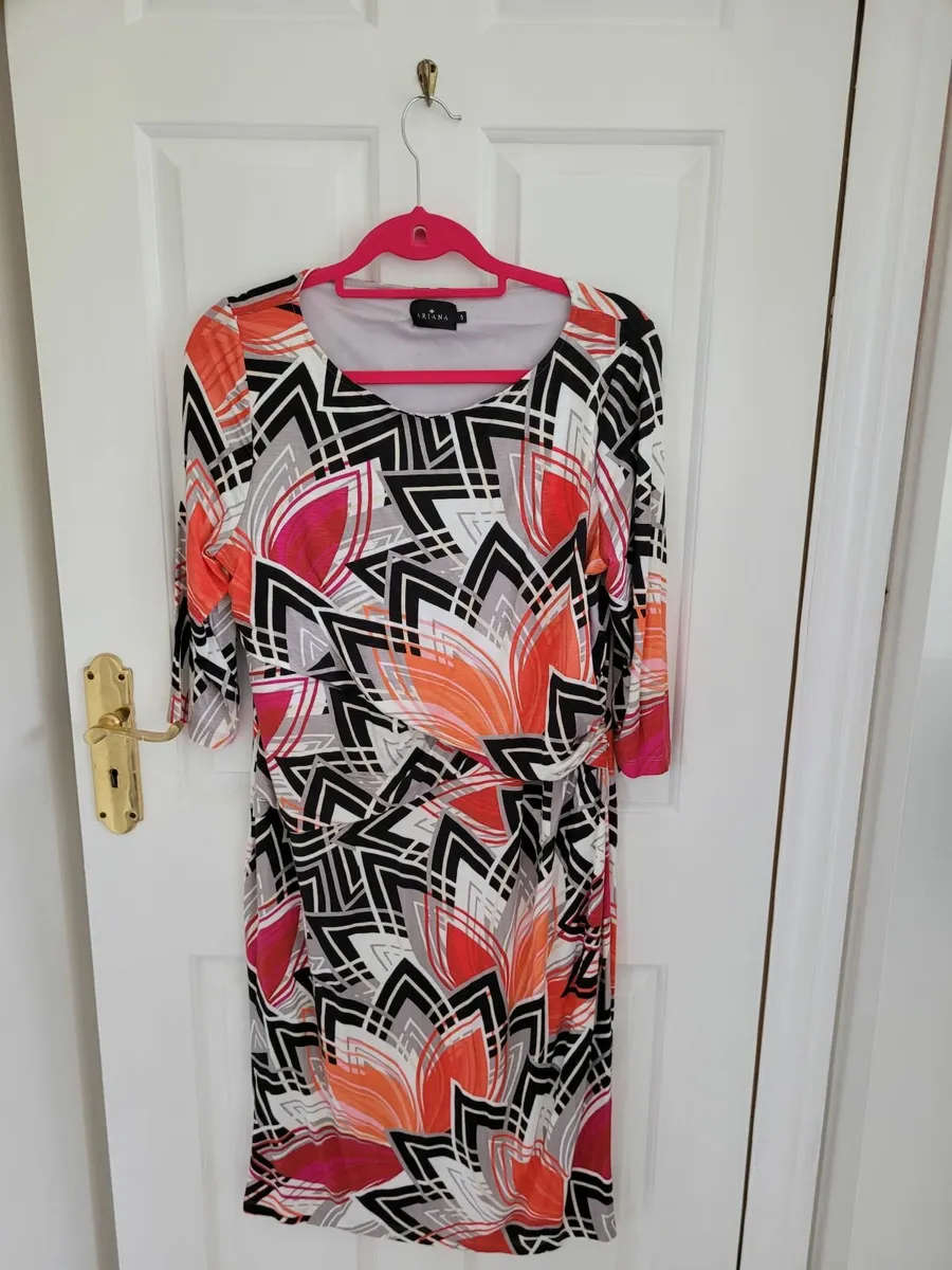 Womens Dress Size 14 - Image 1