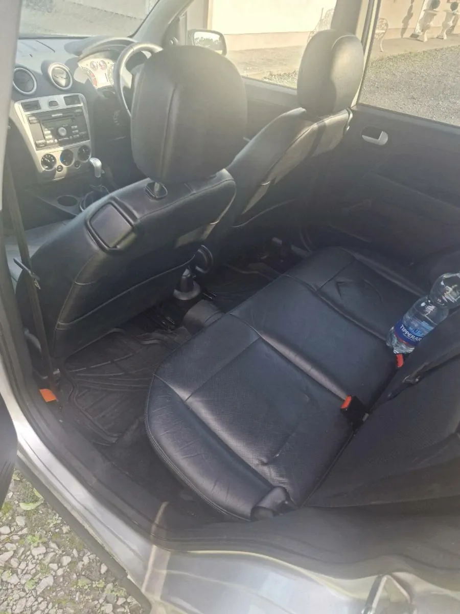 Ford fusion - Image 2
