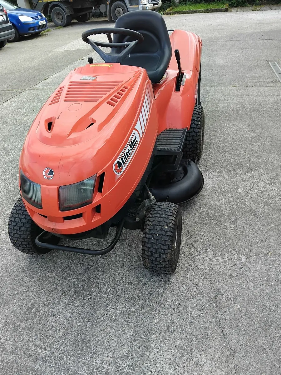 Oleo mac ride on mower 15.5hp running well - Image 4