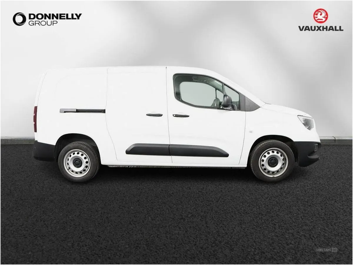 Vauxhall Combo Cargo 2300 1.5 Turbo D 100ps H1 Pr - Image 3