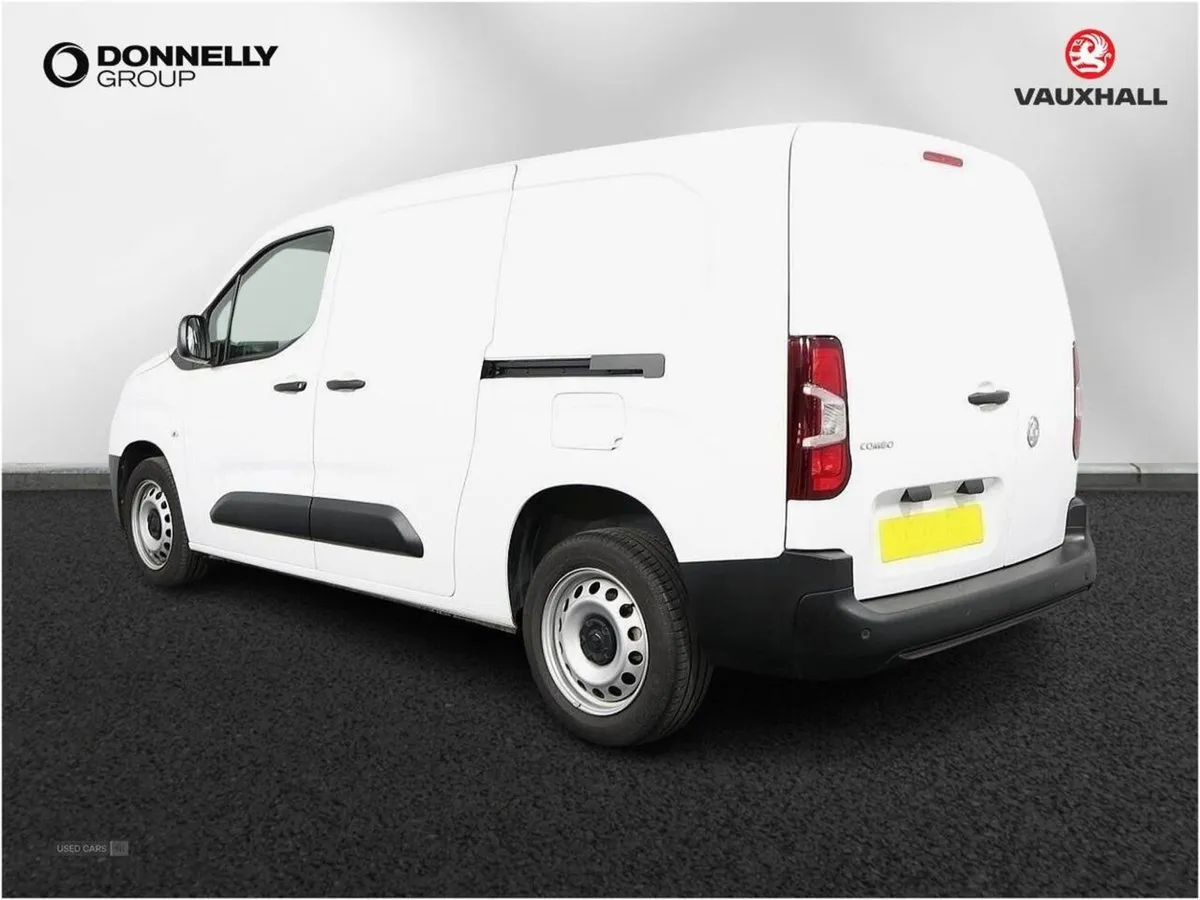 Vauxhall Combo Cargo 2300 1.5 Turbo D 100ps H1 Pr - Image 2