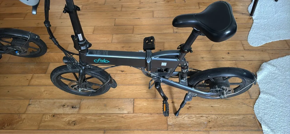 Fiido D2S (€400 for one not both!) - Image 1