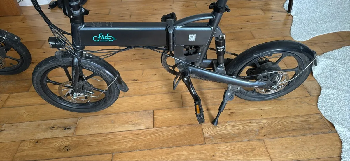 Fiido D2S (€400 for one not both!) - Image 3