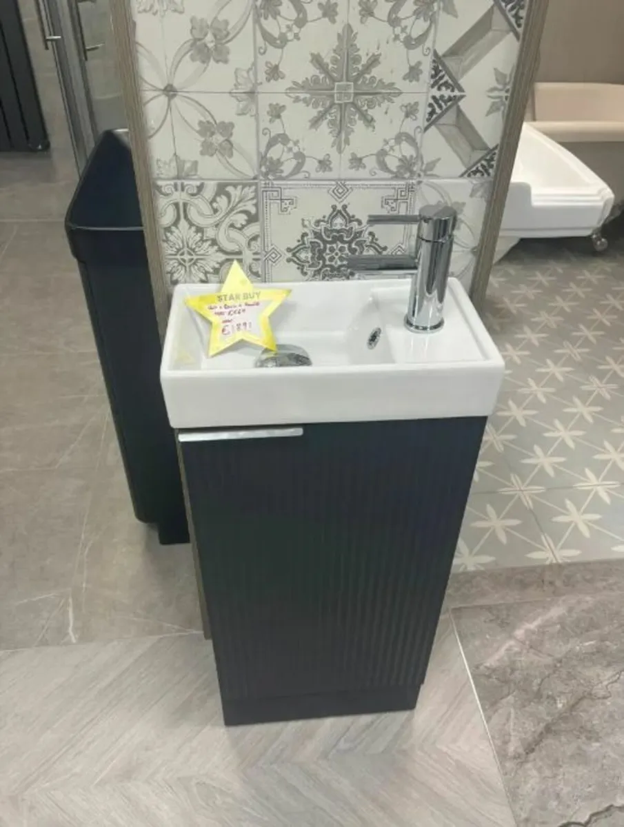 Bathshack Exclusive - Fluted Mini Vanity Unit Deal - Image 2