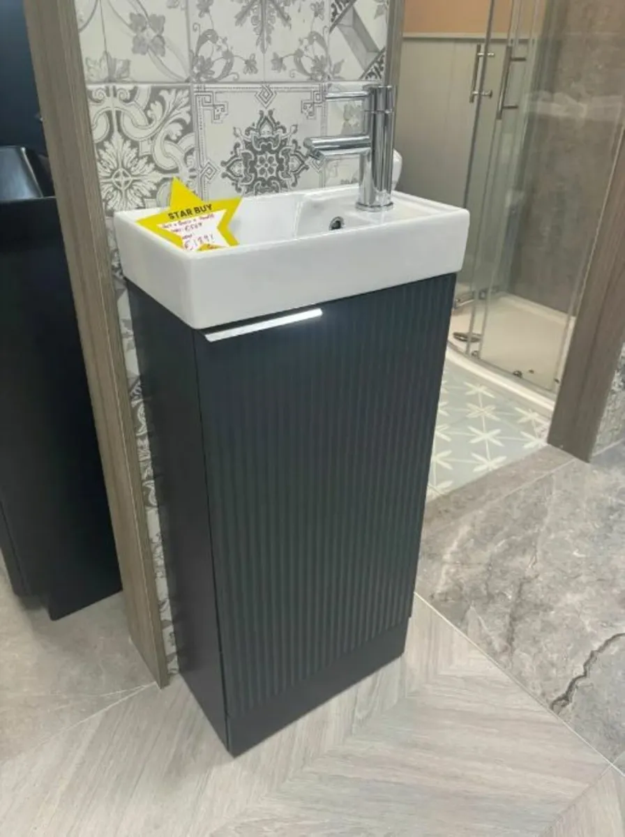 Bathshack Exclusive - Fluted Mini Vanity Unit Deal - Image 3