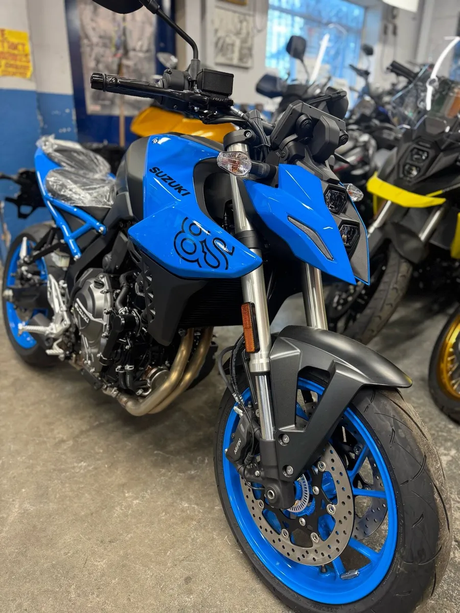 Special Offer! New 252 Suzuki GSX8-S!! - Image 2