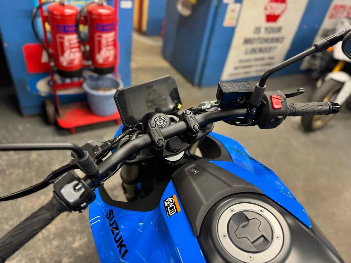 Special Offer! New 252 Suzuki GSX8-S!! - Image 4