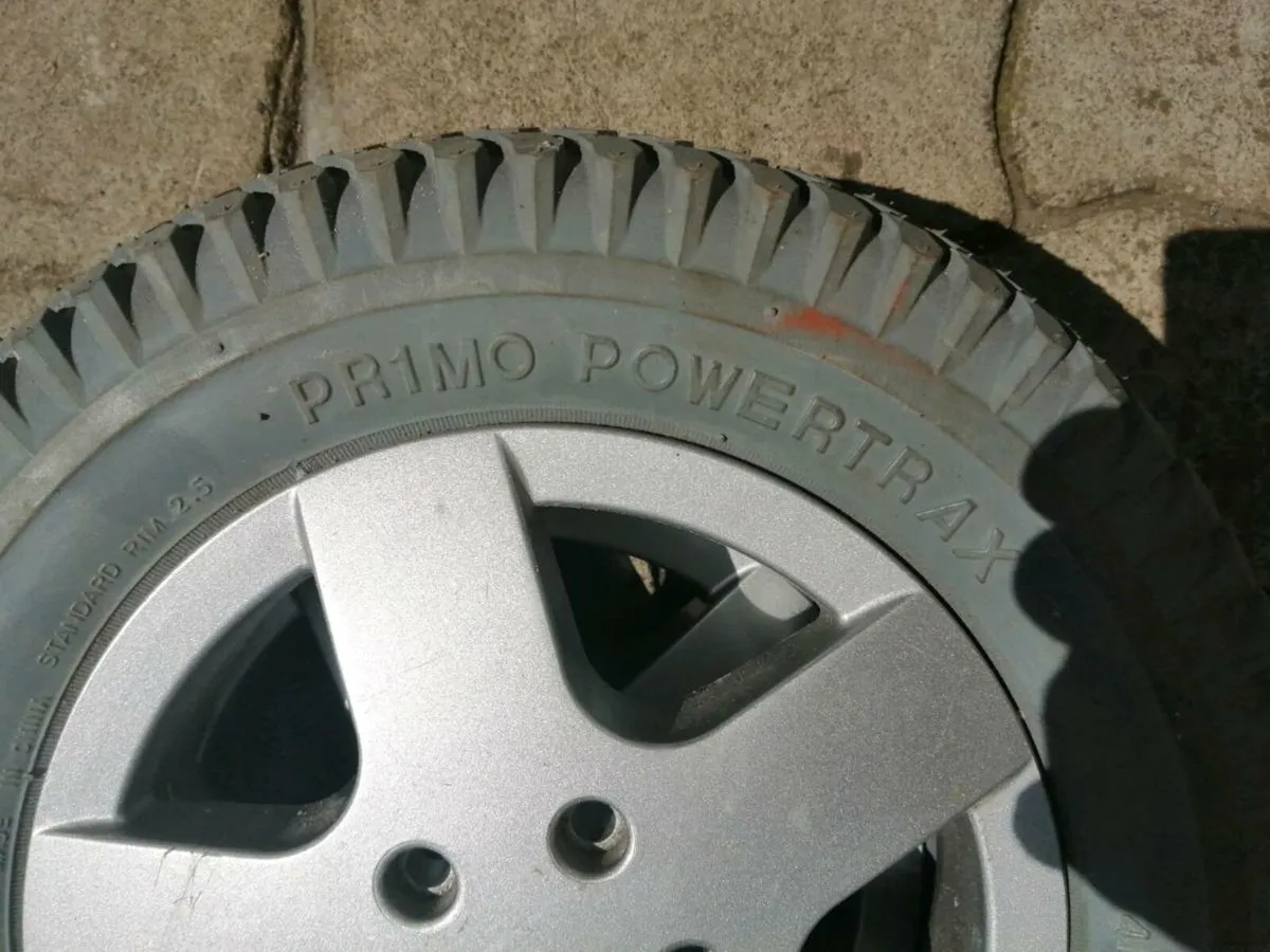 Mobility scooter wheels x - Image 2