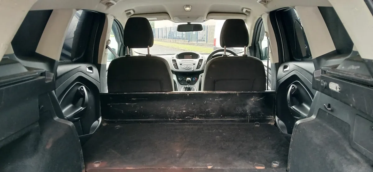 Ford Kuga 2019 - Image 3