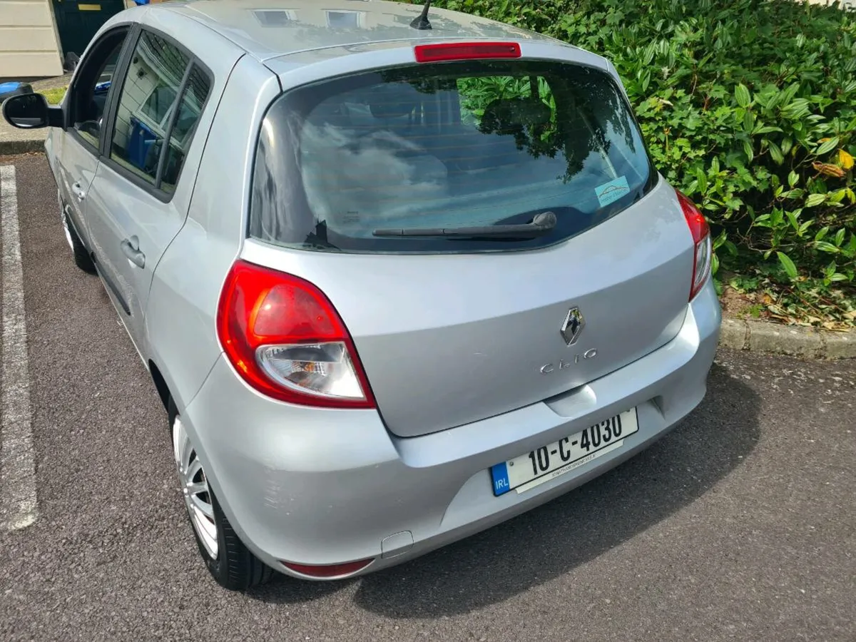 Renault Clio 2010 1.1petrol - Image 3