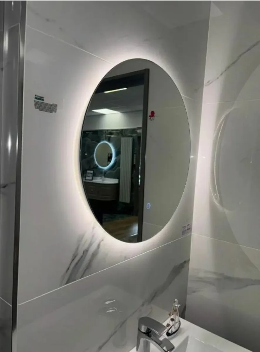 Bathshack - 600mm Round Backlit LED Mirror - WOW! - Image 3