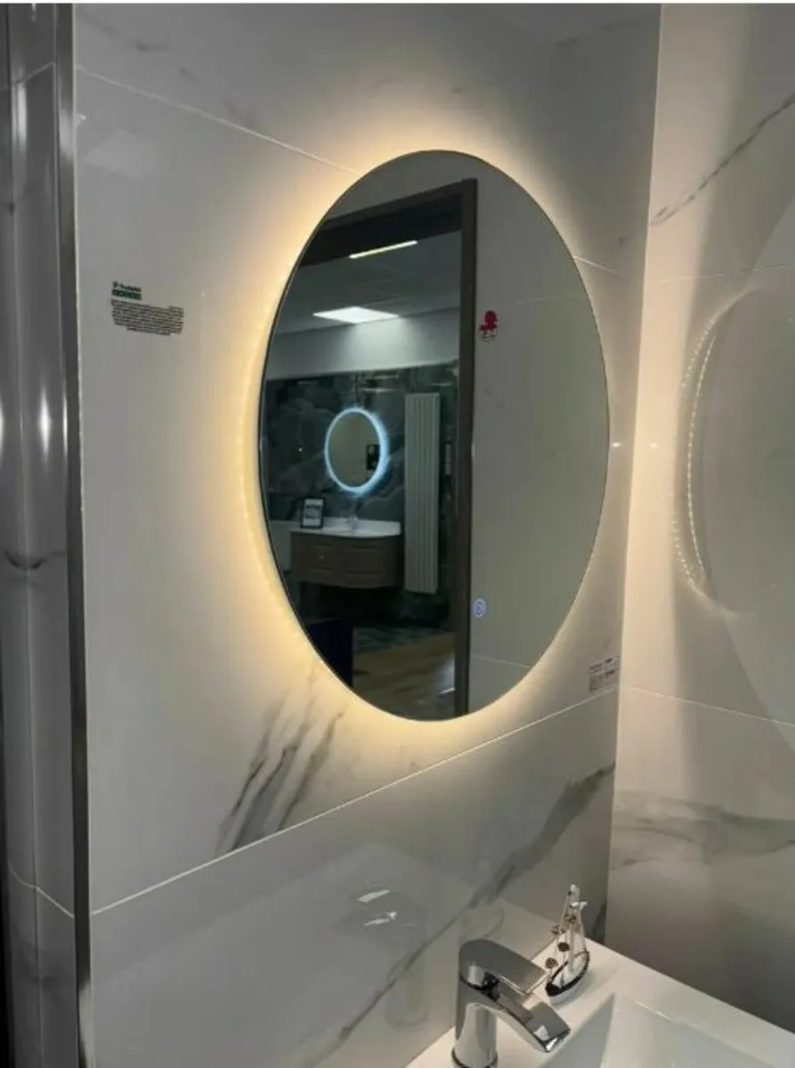 Bathshack - 600mm Round Backlit LED Mirror - WOW! - Image 4