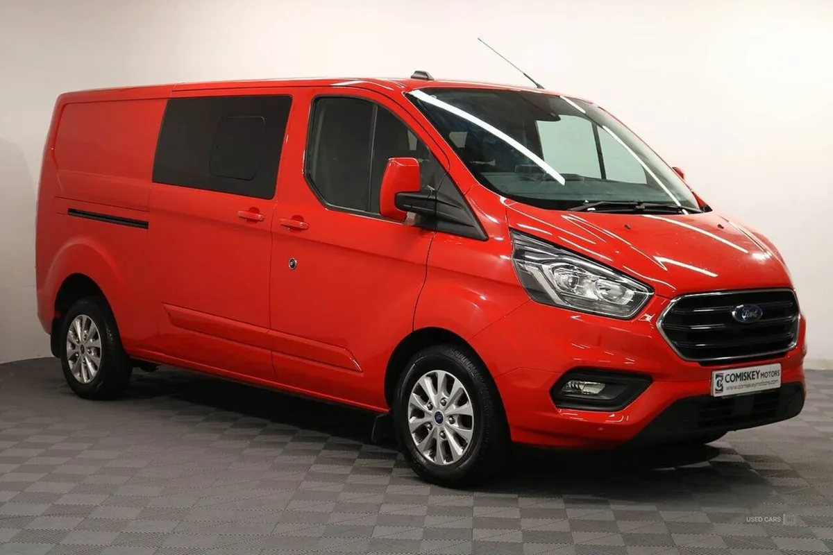 Ford Transit Custom 320 Ecoblue Limited - Image 1