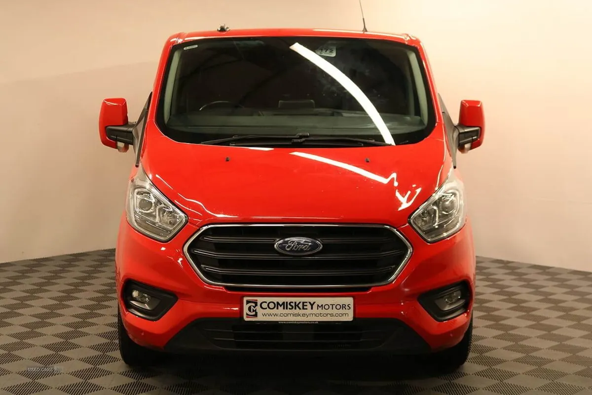 Ford Transit Custom 320 Ecoblue Limited - Image 2