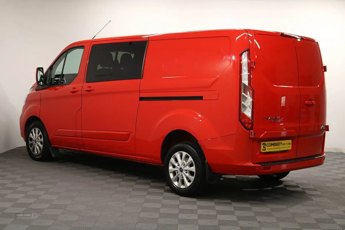 Ford Transit Custom 320 Ecoblue Limited - Image 4